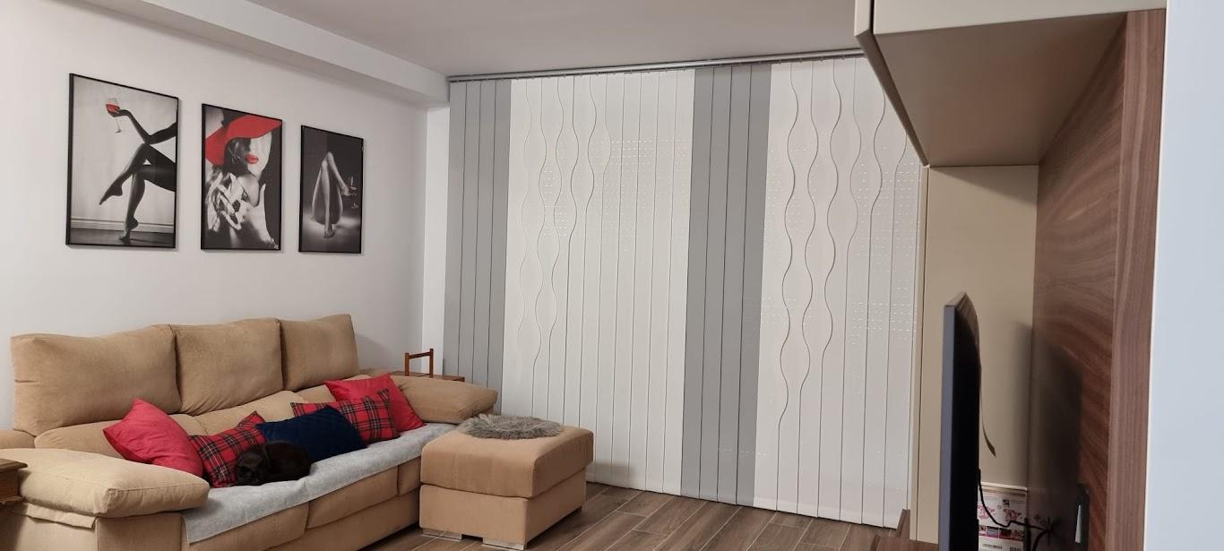 12_lamas instalada verticales decorativas en alcala de henares