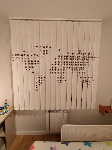 4_lamas instalada verticales impresion digital en arganda del rey