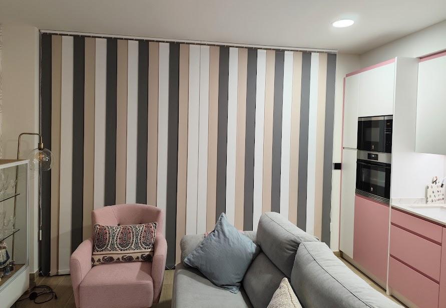 14_lamas instalada verticales lisas en arganda del rey